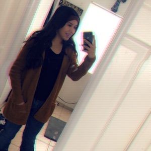 Meet your Posher, Stephanie